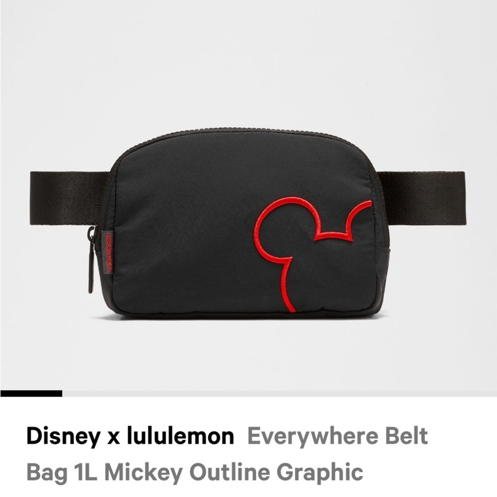 DISNEY X LULULEMON Everywhere Belt Bag 1L